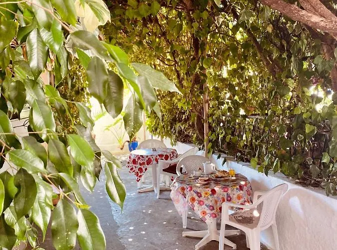 Afroditi Guest house