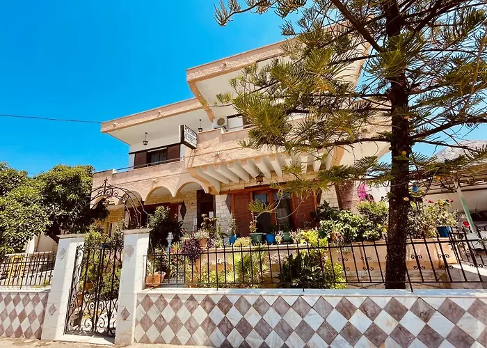 Guest house Afroditi 3*